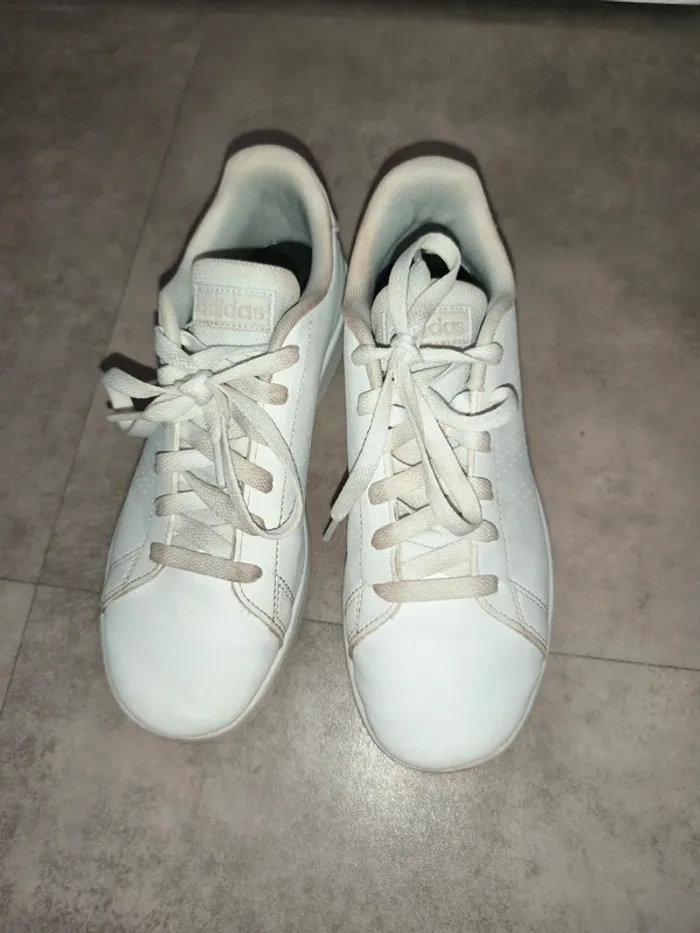Basket adidas 37 1/3 - photo numéro 4