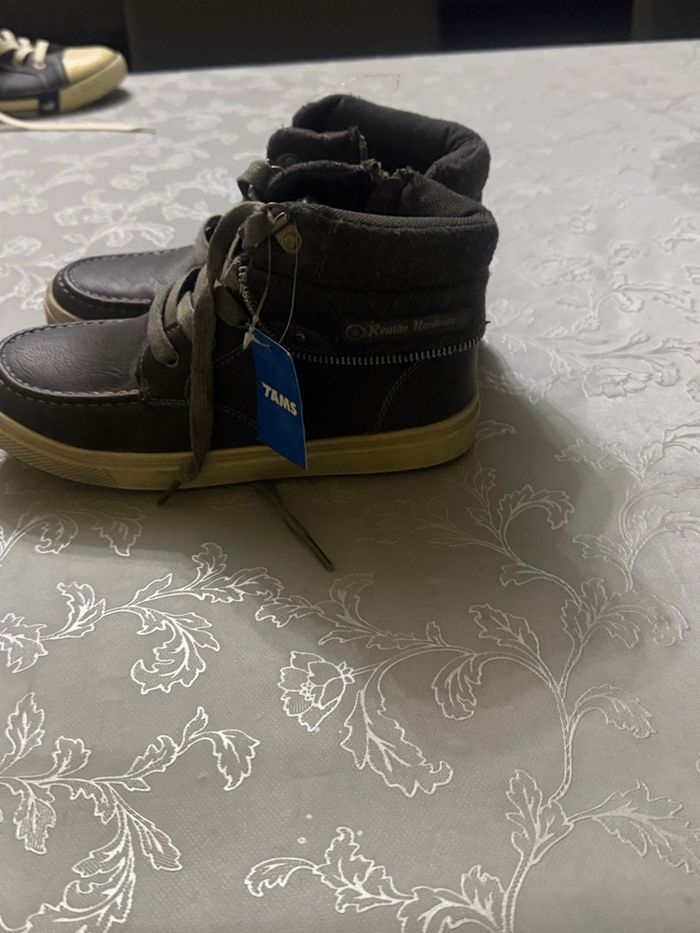 Bottes fourrées neuves - photo numéro 3