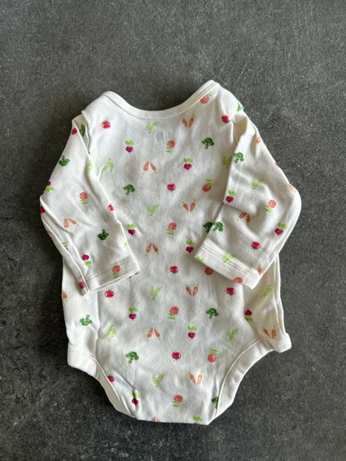 Body Baby Gap 3-6 mois - photo numéro 2