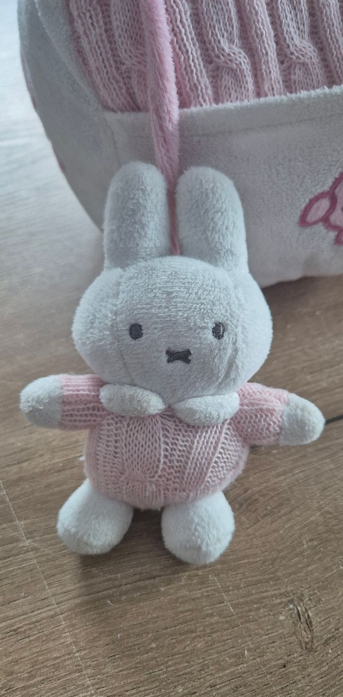 Lot jouets d'activités tissus Miffy - photo numéro 3
