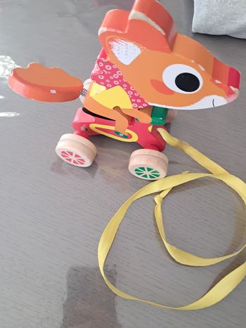 Jouet à tirer bébé