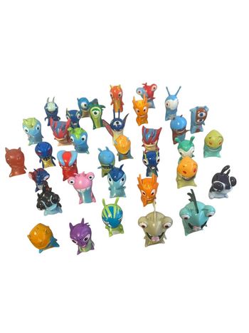 Lot de 35 figurines SlugTerra Jakks Pacific