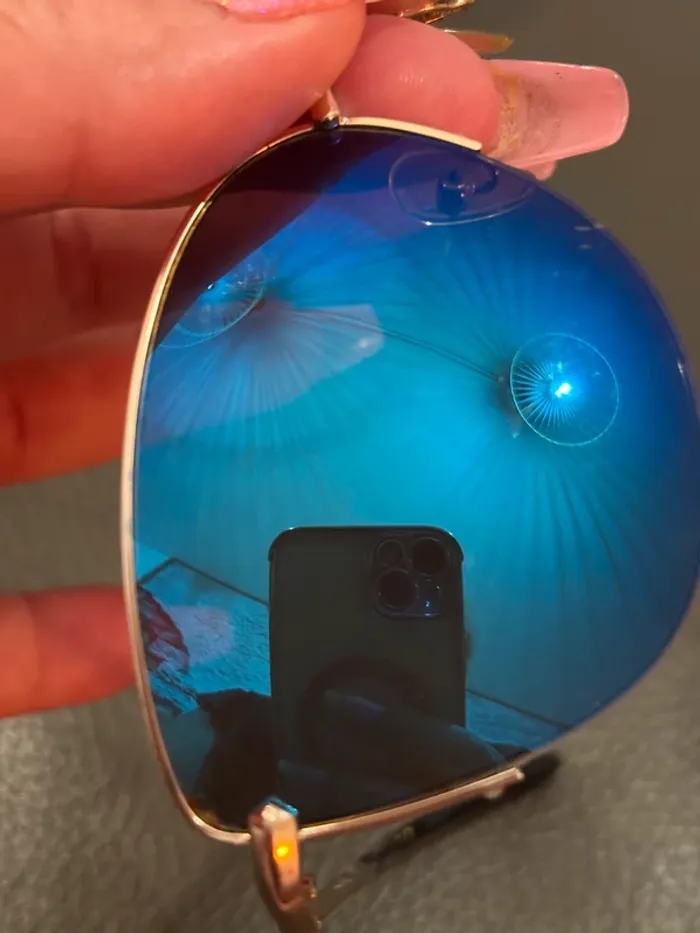 Lunettes de soleil fantaisie - photo numéro 3