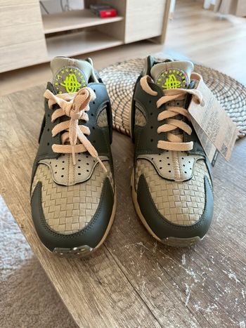 Nike air huarache crater prm verte et beige