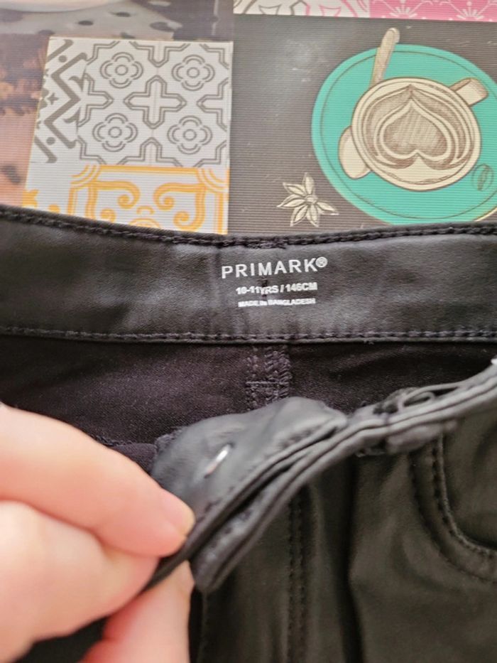 Pantalon simili 10/11 ans - photo numéro 2