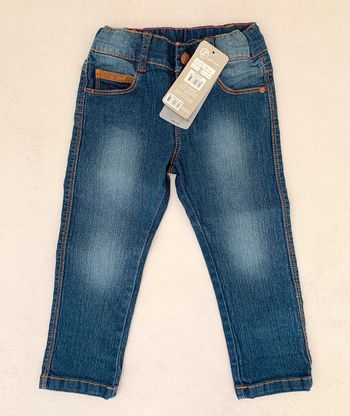 Jean zgeneration neuf taille 18 mois