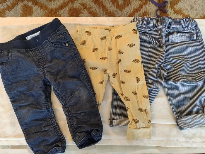 Lot de 3 pantalons - 18 mois - bon état - photo numéro 2