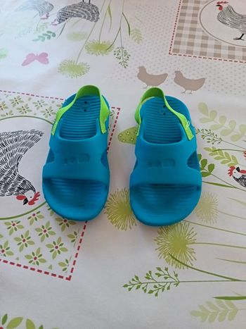 Claquettes Nabaiji taille 23/24