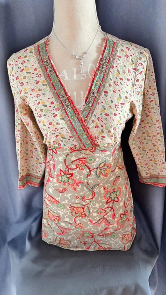 💕 top floral cintré manche 3/4 taille 36 s - photo numéro 2