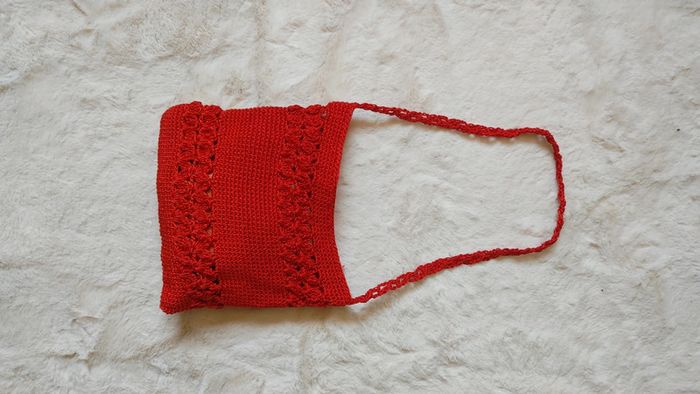 Sac bandoulière en crochet rouge fermeture à zip - photo numéro 11