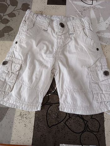 Short taille ajustable 18mois