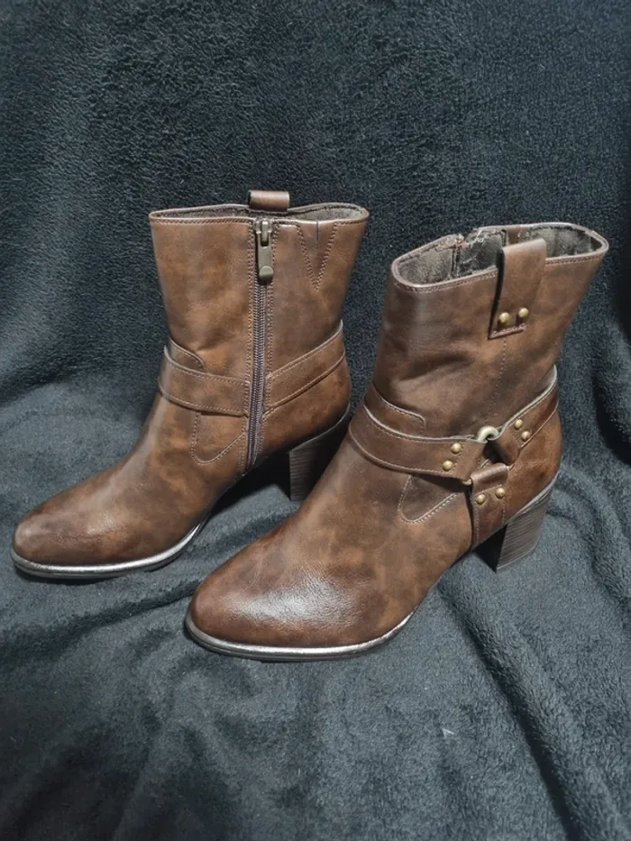 Paire De Bottines A Talon Marron - photo numéro 2