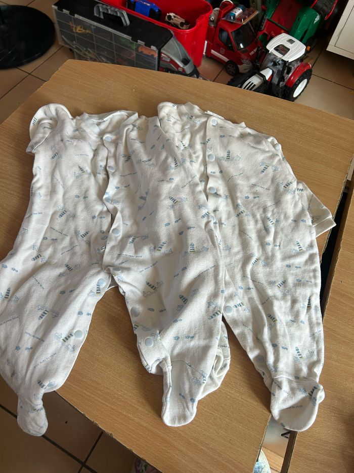 Lot de vêtements garçon taille 9 mois - photo numéro 5