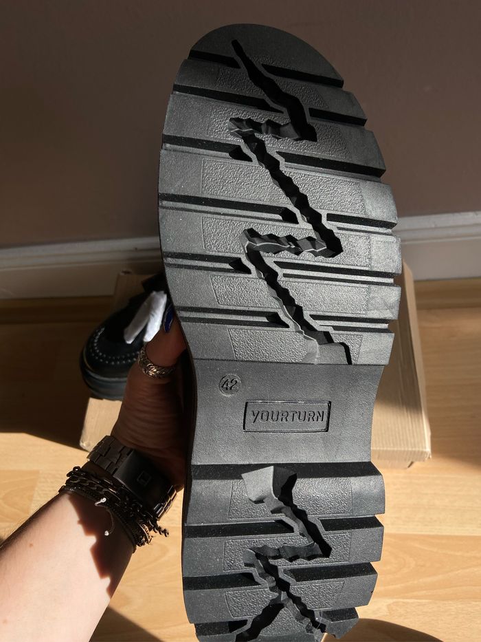 Mocassins Noirs Neufs Taille 42 - photo numéro 5