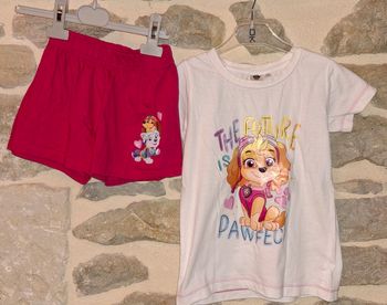 Pyjama short " pat patrouille stella". 5/6 ans.