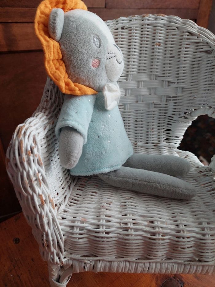 Peluche doudou lion Mots d'enfants Leclerc - photo numéro 2
