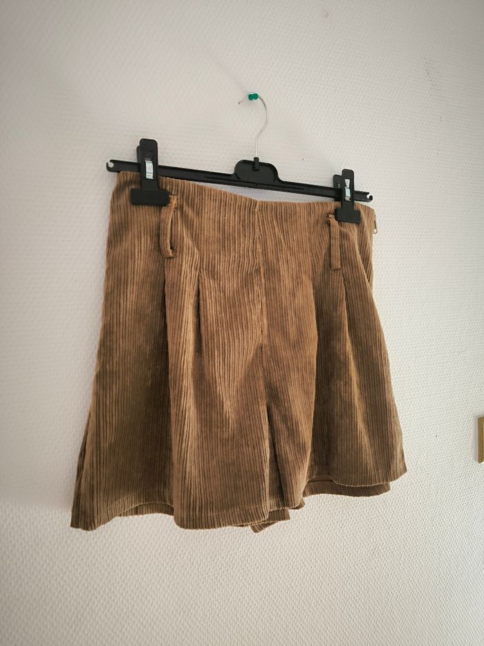 Short en velours marron taille haute - photo numéro 2