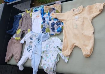 Lot vêtements naissance
