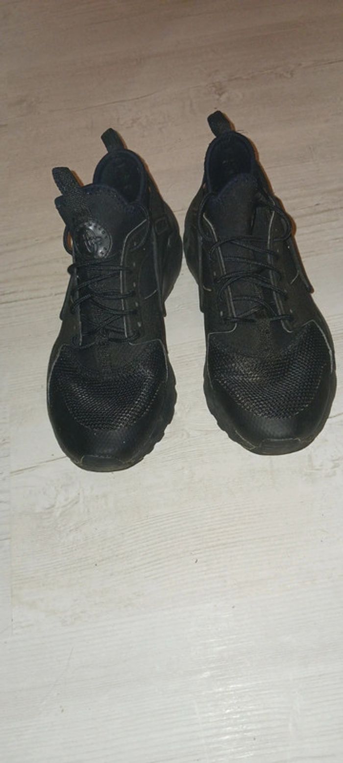 Nike Air Huarache taille 36 - photo numéro 3