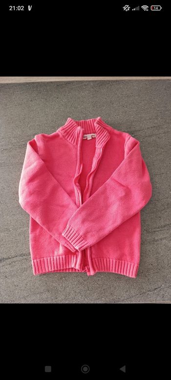 Vends veste chaude fille en très bon état 