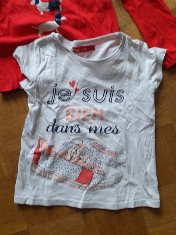 2 T.shirts Tissaia 6 ans - photo numéro 2
