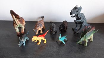Lot dinosaures