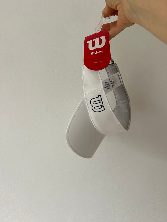 Casquette visière blanche Wilson taille unique neuve avec étiquette - photo numéro 1