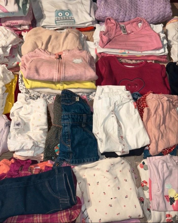 Gros lot de 130 vêtements - photo numéro 2