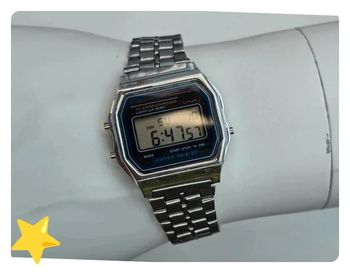 Montre numérique argenté détail bleu📦