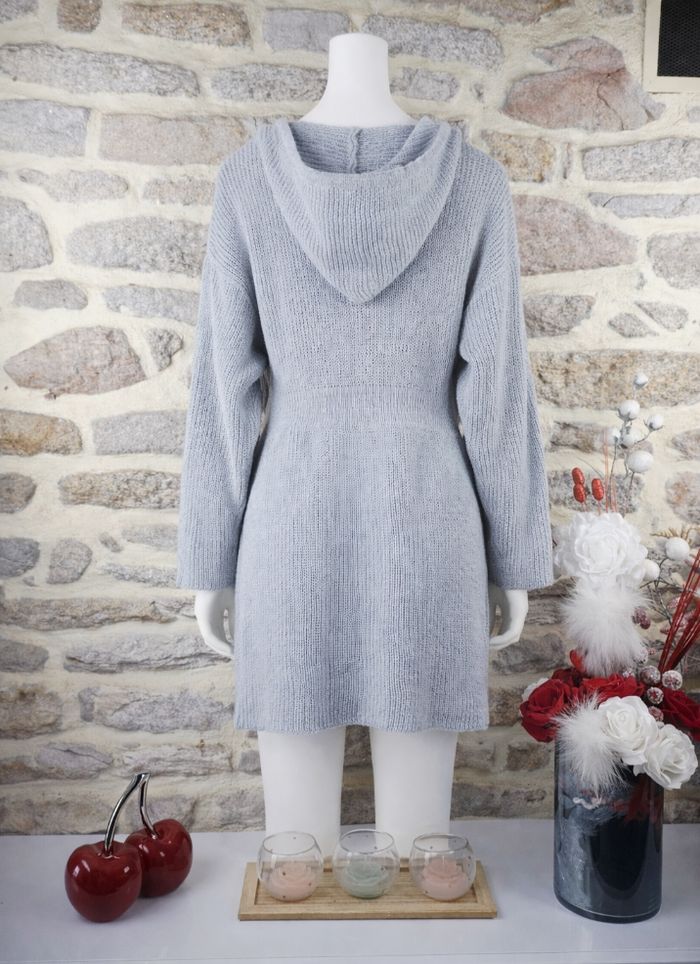 Robe pull en tricot à capuche gris perle en maille côtelée Femme taille 52 marque Missguided 🪷 - photo numéro 2