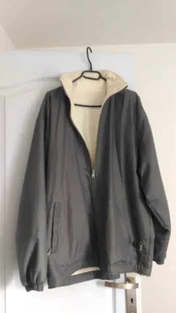 Veste coupe vent fourrée imperméable L/XL