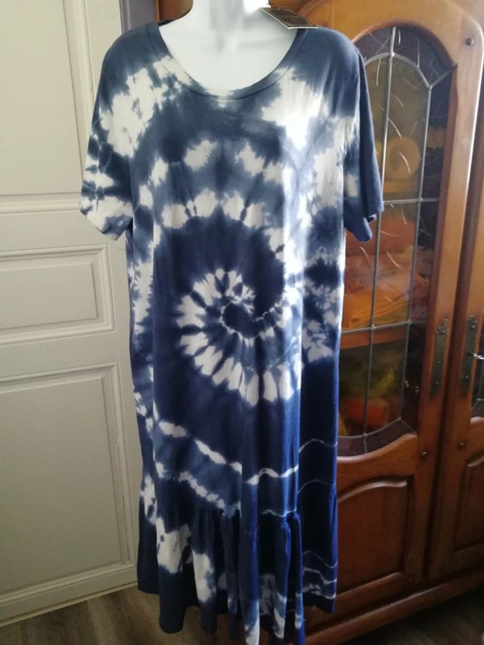 Robe longue tie & die oversize