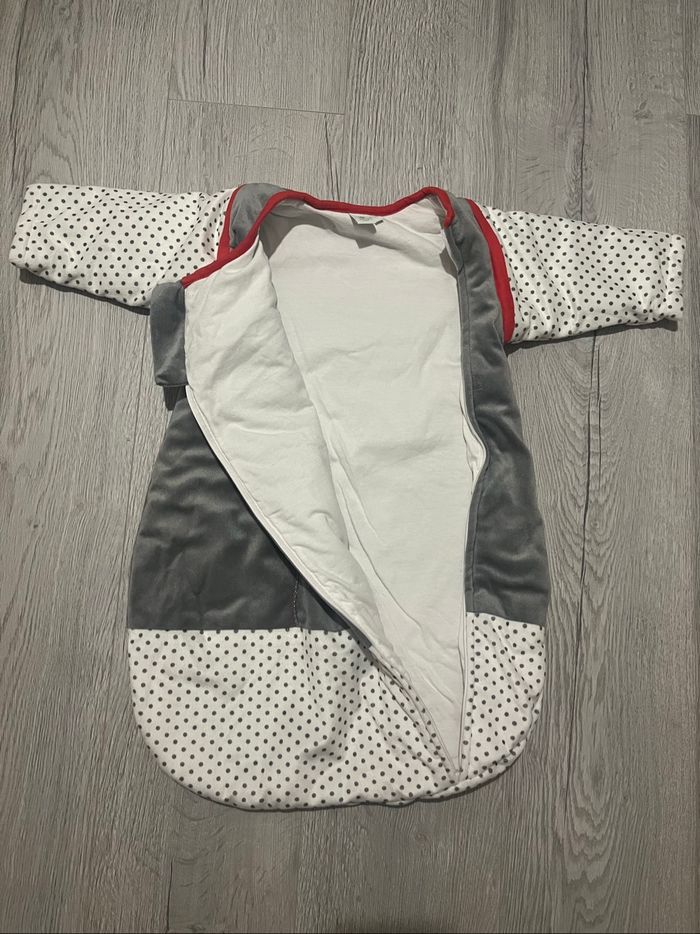 Combinaison bébé Disney Minnie – Taille 1 (manches amovibles) - photo numéro 4