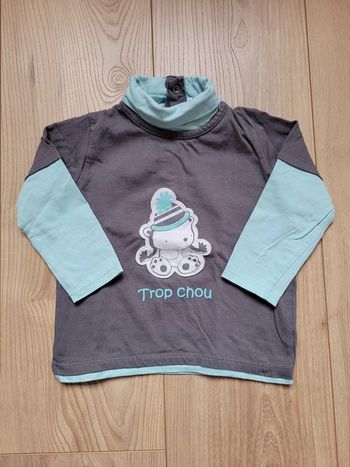Tee-shirt col roulé neuf 18 mois