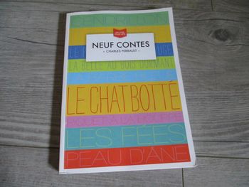 neufs contes charles perrault