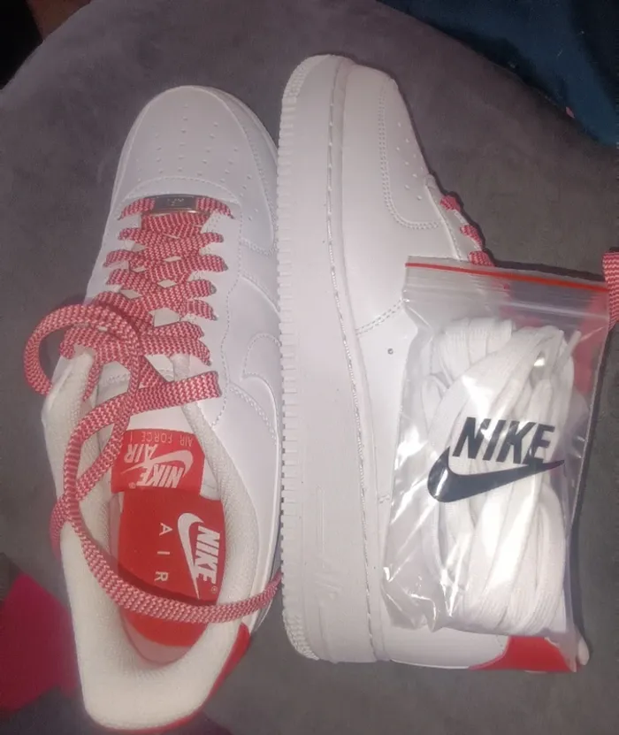 Baskets blanches Nike air force one - photo numéro 3