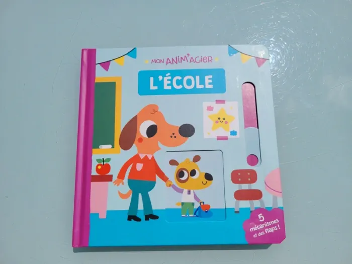 Livre animé à tirettes et roues  🚸 L'école 🎒 - photo numéro 3