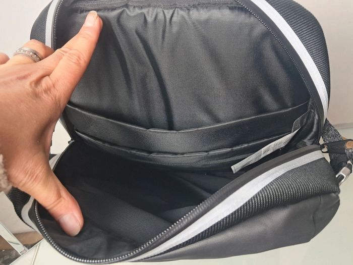 Eastpak sac à dos scolaire travail noir imperméable ordinateur neuf - photo numéro 10