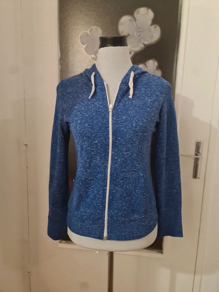 Sweat à capuche Jeniffer