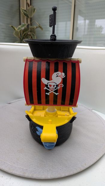 Vend bateau pirate