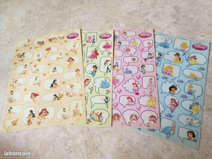 Autocollants neufs PRINCESSES DISNEY