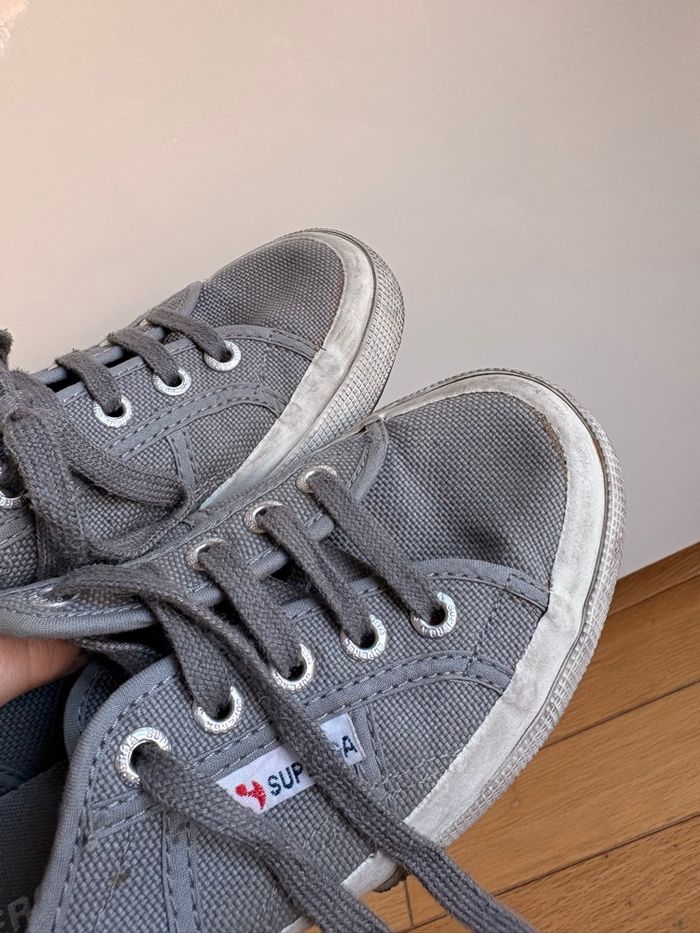 Baskets Superga Grise - Taille 36 - photo numéro 9