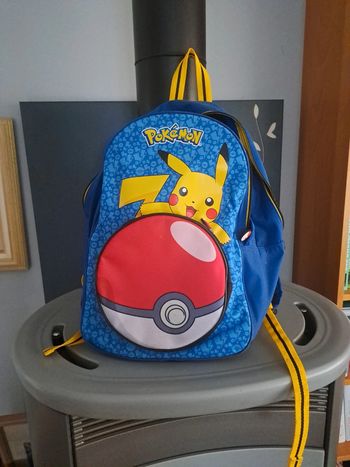 Grand Sac à dos pokemon 43 cm parfait état