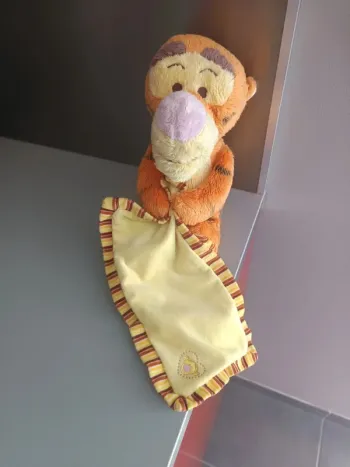 Doudou peluche Tigrou
