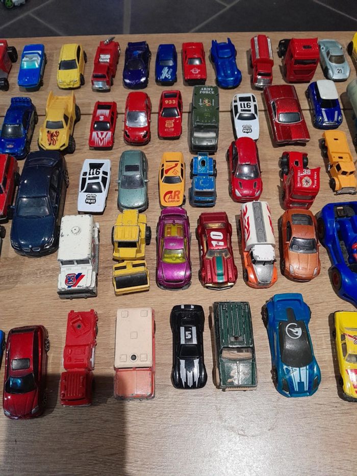 Lot de 89 véhicules voiture camion ect - photo numéro 4