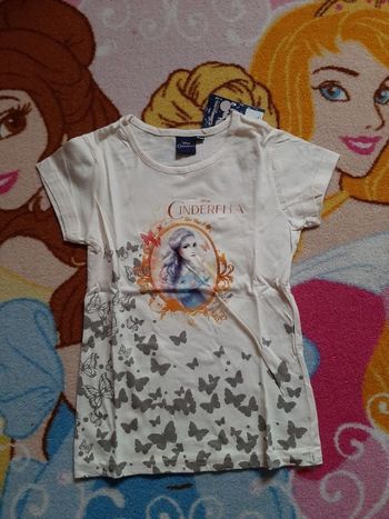 T shirt disneyland Cendrillon neuf