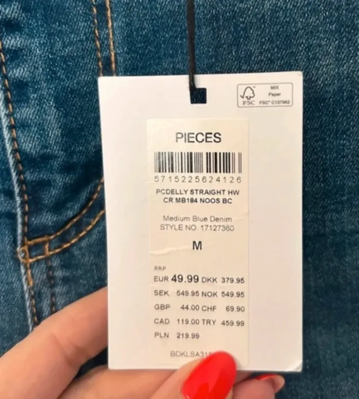 Pièces jeans bleu brut neuf avec étiquette taille M - photo numéro 2