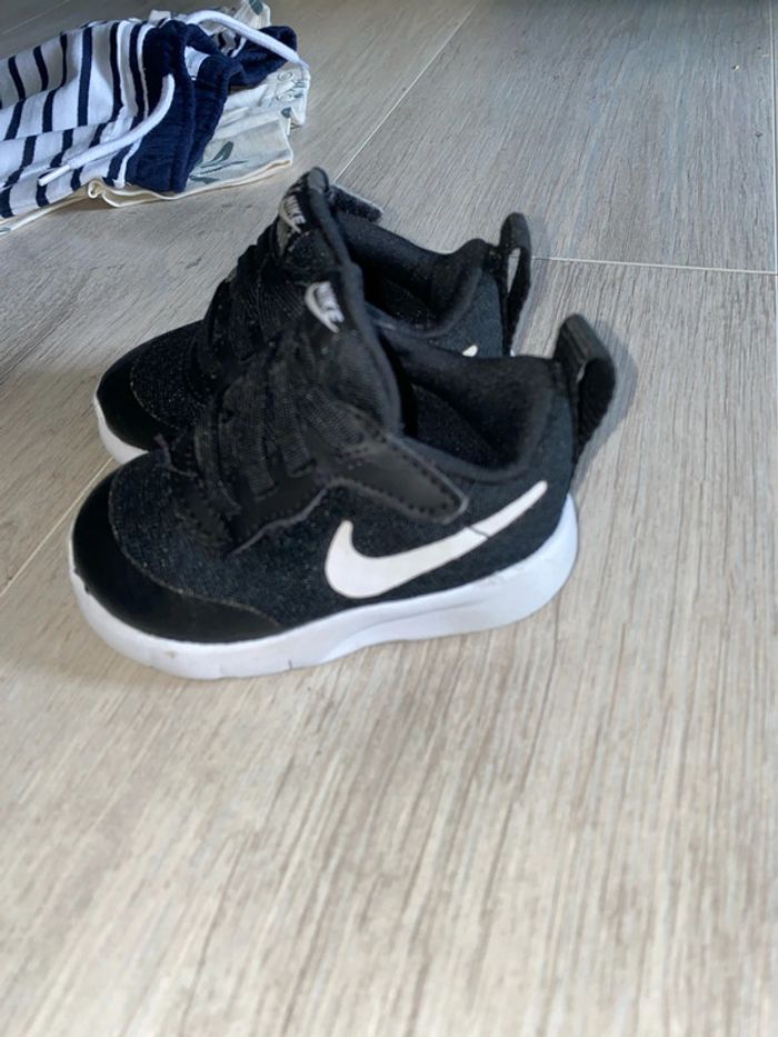 Chaussure - photo numéro 2