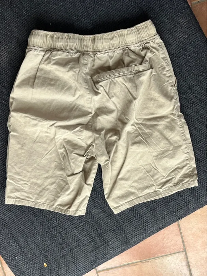 Short beige - photo numéro 2