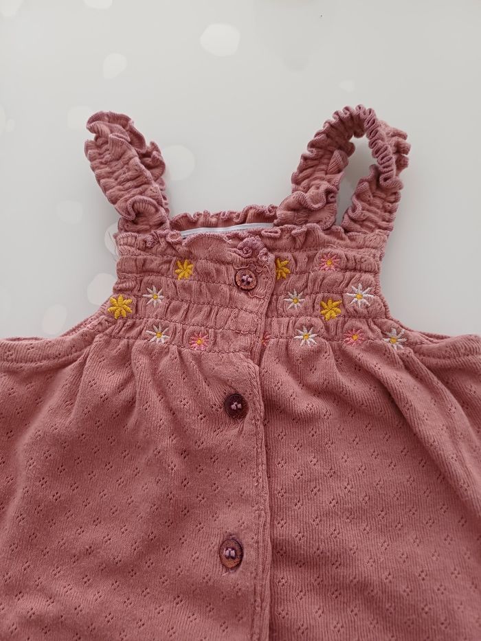 Combishort neuve taille 9 mois - photo numéro 2